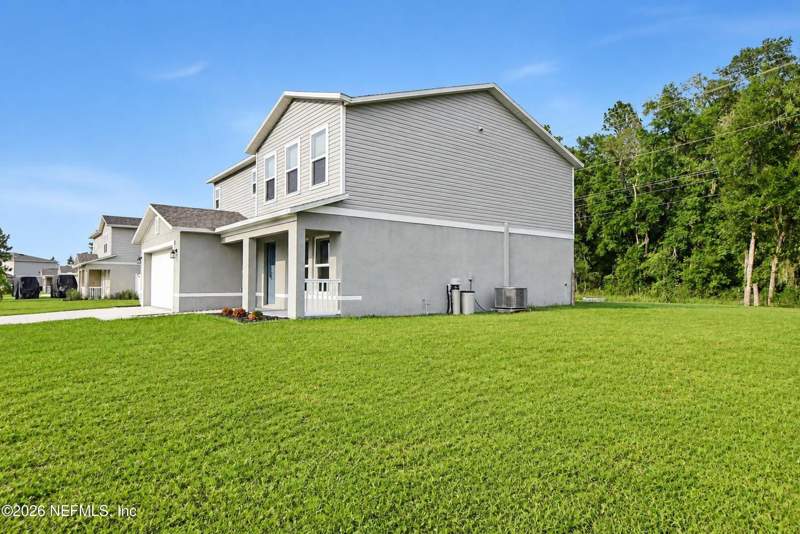 5 bedroom Single Family Residence at 205 River Hill Drive, Welaka Village, Welaka — photo 4