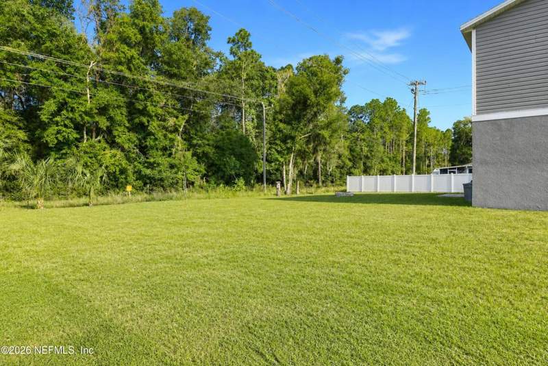 5 bedroom Single Family Residence at 205 River Hill Drive, Welaka Village, Welaka — photo 5