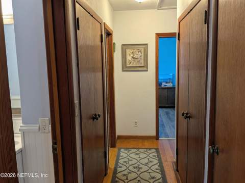 2410 Cedar Shores Circle, Jacksonville FL - photo 13 of 56