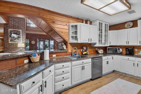 5369 Deer Island Road, Green Cove Springs FL - photo 8 of 35