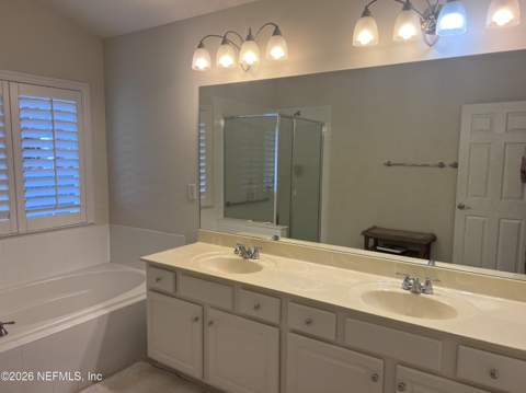 8429 Highgate Drive, Jacksonville FL - photo 17 of 25