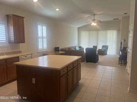8429 Highgate Drive, Jacksonville FL - photo 13 of 25
