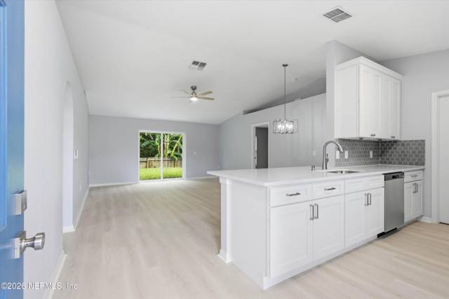 10509 N LANTANA LAKES Drive