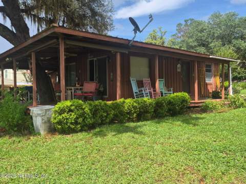 172 Silver Lake Drive, Interlachen FL - photo 6 of 107