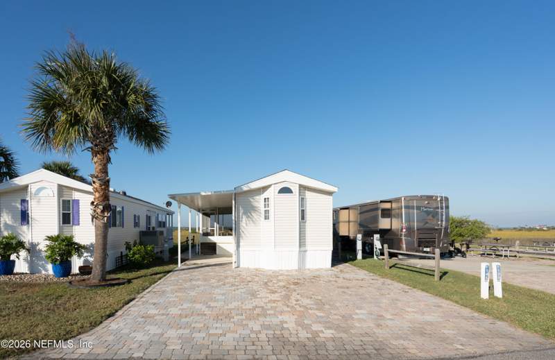1 bedroom Manufactured Home at 4225 A1A #F140, Ocean Grove, St. Augustine — photo 3