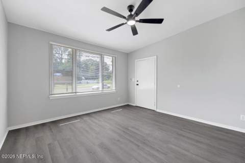 5303 Bunche Drive, Jacksonville FL - photo 7 of 26
