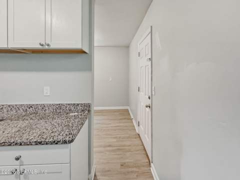 6931 Miss Muffet Lane, Jacksonville FL - photo 19 of 47
