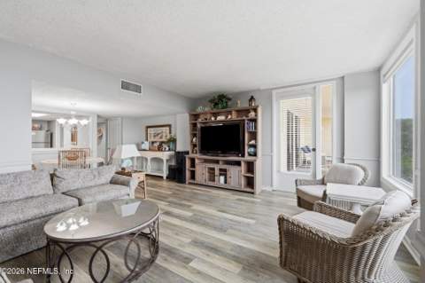 1385 Shipwatch Circle, Fernandina Beach FL - photo 10 of 42