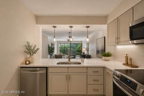 6000 San Jose Boulevard #4-C, Jacksonville FL - photo 7 of 46