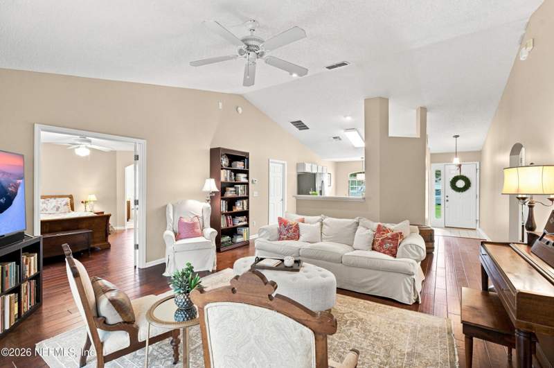 3 bedroom Single Family Residence at 12744 Marsh Cove Drive, Beach Way, Jacksonville — photo 4