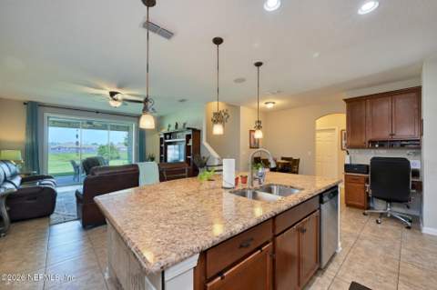 3476 Oglebay Drive, Green Cove Springs FL - photo 15 of 68