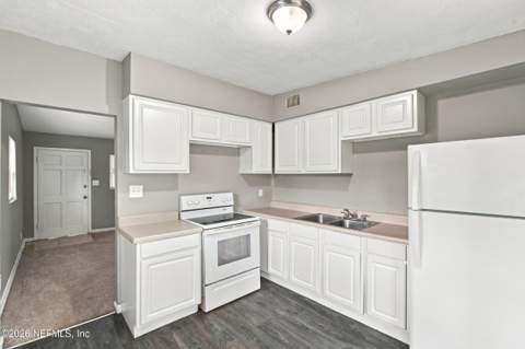 2212 W 12TH Street, Jacksonville FL - photo 9 of 20