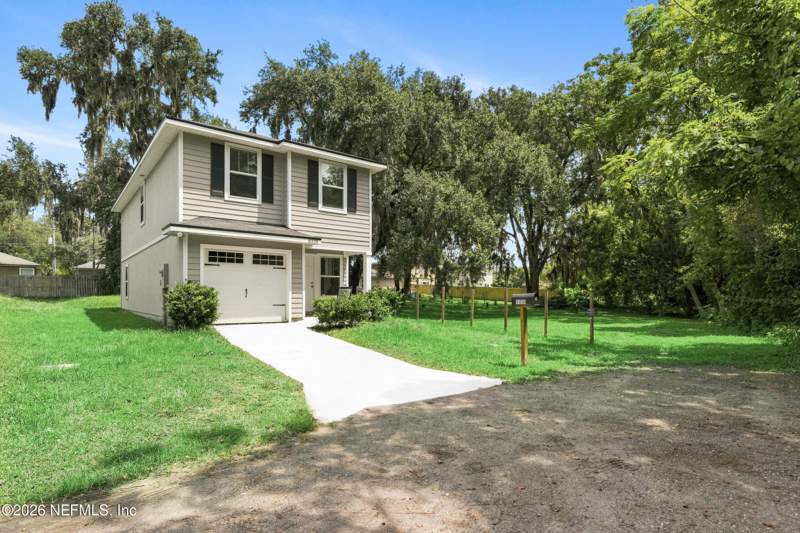 4 bedroom Single Family Residence at 8339 WOODS Avenue, Warringtons, Jacksonville — photo 1