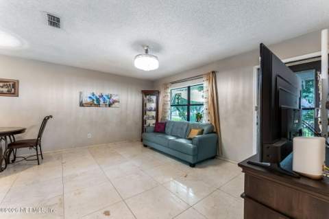 3231 Merganzer Trail, Orange Park FL - photo 8 of 31