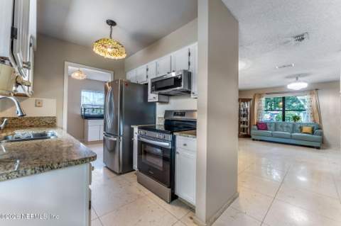 3231 Merganzer Trail, Orange Park FL - photo 12 of 31