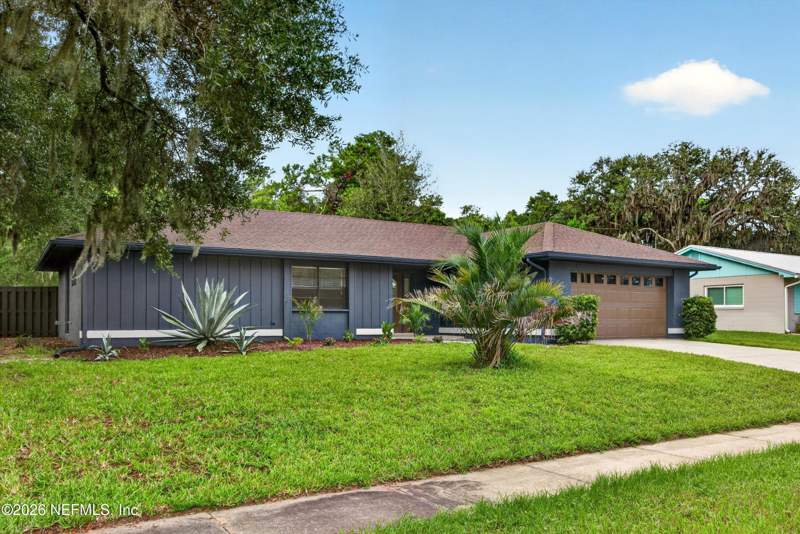 3 bedroom Single Family Residence at 551 DELTONA Boulevard, St Augustine Shores, St. Augustine — photo 4