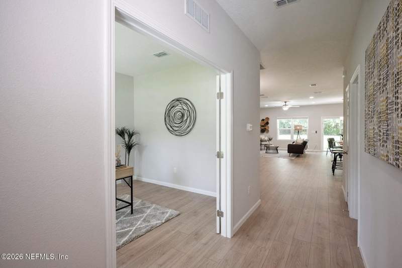 4 bedroom Single Family Residence at 12421 Woodcutter Road, Jacksonville Farms, Jacksonville — photo 3
