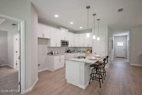 12421 Woodcutter Road, Jacksonville FL - photo 10 of 44