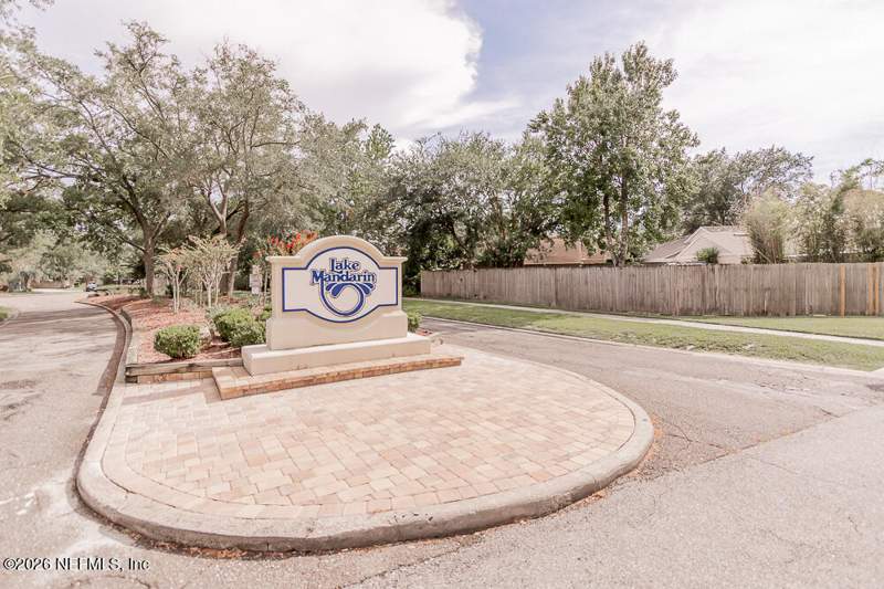 2 bedroom Townhouse at 3364 GLENN MOTTIN Way, Lake Mandarin Villas, Jacksonville — photo 2