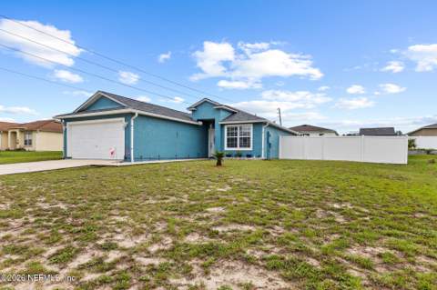 109 Village Drive, Welaka FL - photo 6 of 24