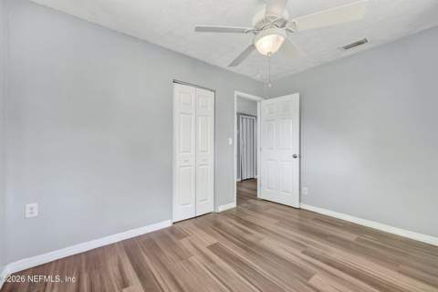 8916 Yeoman Drive, Jacksonville FL - photo 14 of 26