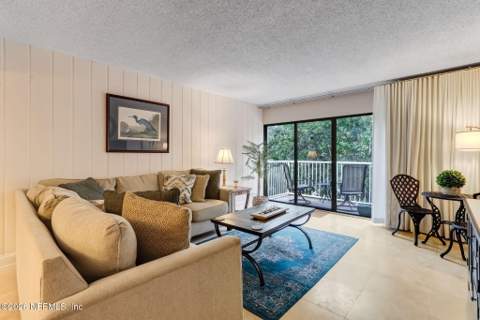 2122 BEACH WOOD Road, Fernandina Beach FL - photo 11 of 107