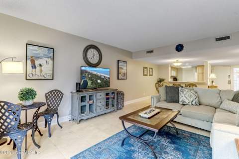 2122 BEACH WOOD Road, Fernandina Beach FL - photo 12 of 107