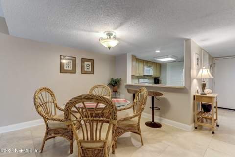 2122 BEACH WOOD Road, Fernandina Beach FL - photo 23 of 107