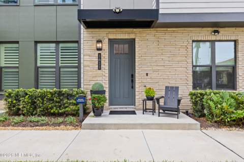 1611 Piazza Place, Jacksonville FL - photo 9 of 46
