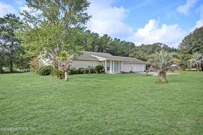 2 bedroom Single Family Residence at 6177 Bobby Padgett Road, Clay Hill, Jacksonville — photo 3