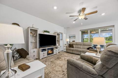 482 CONTINUUM Loop, Yulee FL - photo 10 of 50