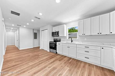 1204 North Street, Green Cove Springs FL - photo 11 of 24