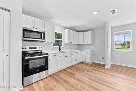 1204 North Street, Green Cove Springs FL - photo 12 of 24