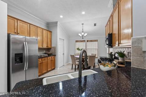 7883 Chase Meadows Drive, Jacksonville FL - photo 18 of 58