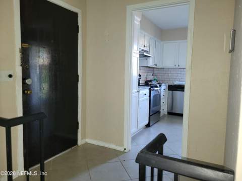 7647 Las Palmas Way #224, Jacksonville FL - photo 8 of 14