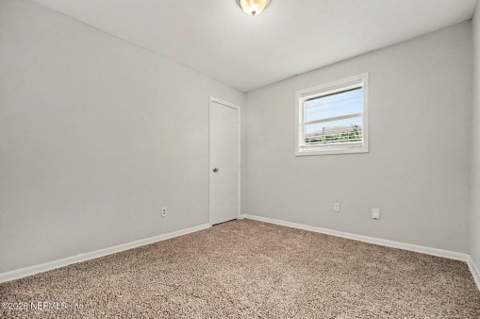 505 N Vermont Avenue, Green Cove Springs FL - photo 11 of 15