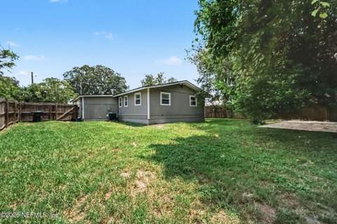 505 N Vermont Avenue, Green Cove Springs FL - photo 15 of 15