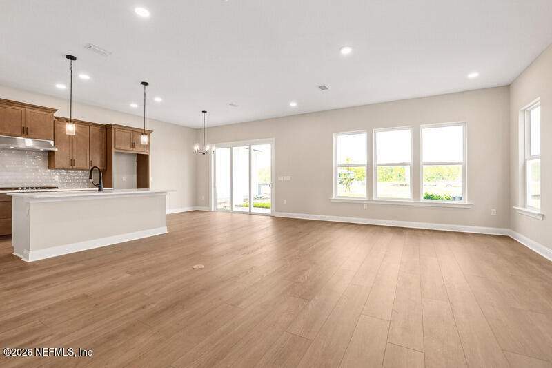 3 bedroom Single Family Residence at 334 Bedford Terrace, Silverleaf, St. Augustine — photo 2