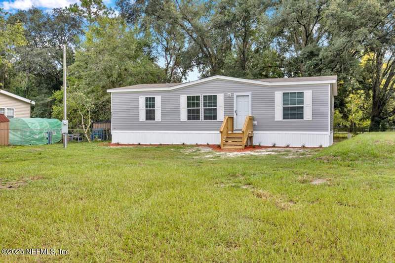 3 bedroom Manufactured Home at 9942 Billmore Circle, Jacksonville Heights, Jacksonville — photo 2