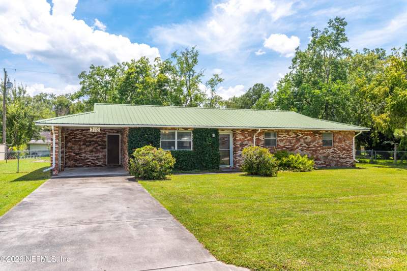3 bedroom Single Family Residence at 710 Chipshot Drive, Macclenny, Macclenny — photo 2