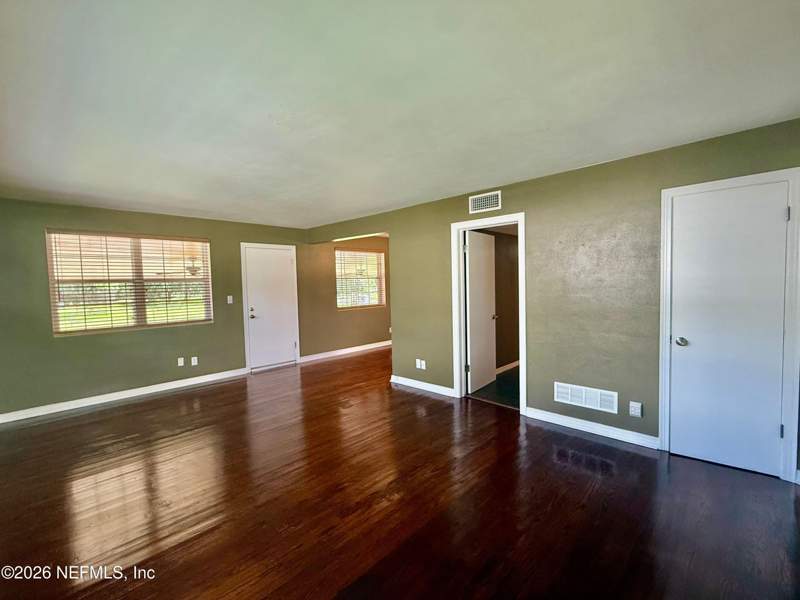 3 bedroom Single Family Residence at 5530 Hyde Grove Avenue, Cedar Springs, Jacksonville — photo 5