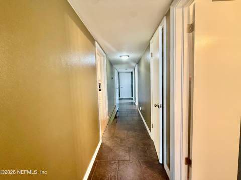 5530 Hyde Grove Avenue, Jacksonville FL - photo 9 of 29