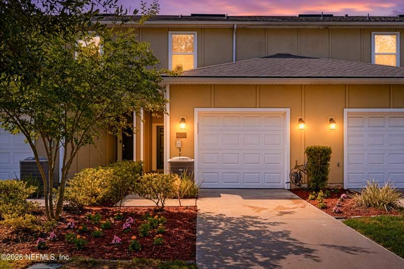 2 bedroom Townhouse at 86480 Shortline Circle, Nassau Crossing Townhomes, Yulee — photo 2
