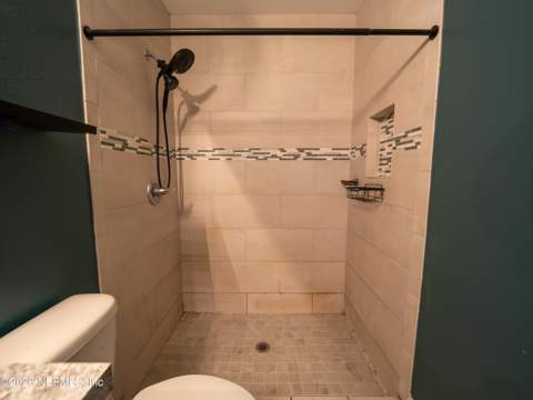 4649 Suray Avenue, Jacksonville FL - photo 15 of 26