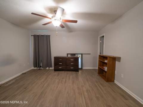 4649 Suray Avenue, Jacksonville FL - photo 13 of 26