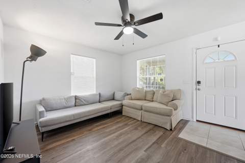 1233 Van Buren Street, Jacksonville FL - photo 8 of 35