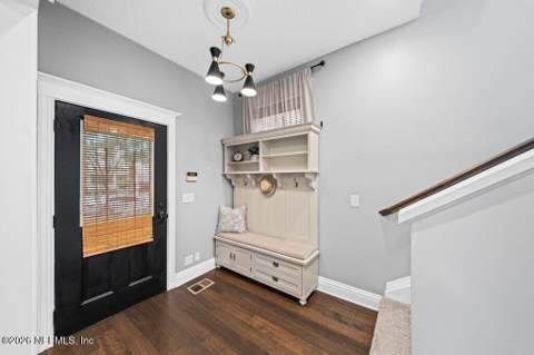 1421 N Market Street, Jacksonville FL - photo 10 of 39