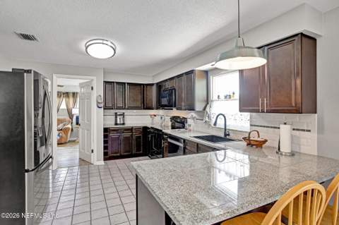1186 Battle Cove, Jacksonville FL - photo 6 of 23