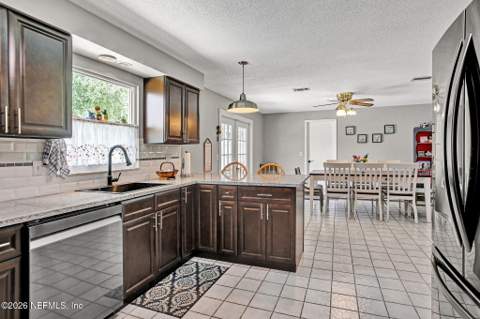 1186 Battle Cove, Jacksonville FL - photo 7 of 23
