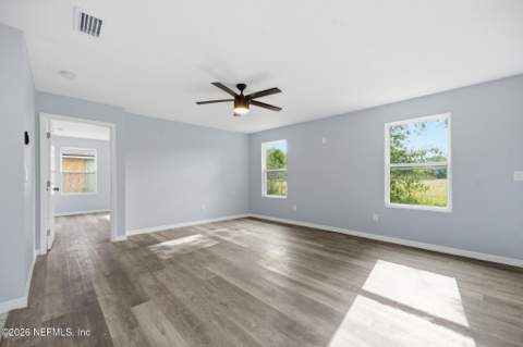 4327 Bessie Circle, Jacksonville FL - photo 24 of 39